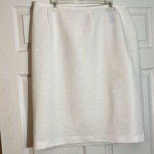 Chic White Pencil Skirt for Women